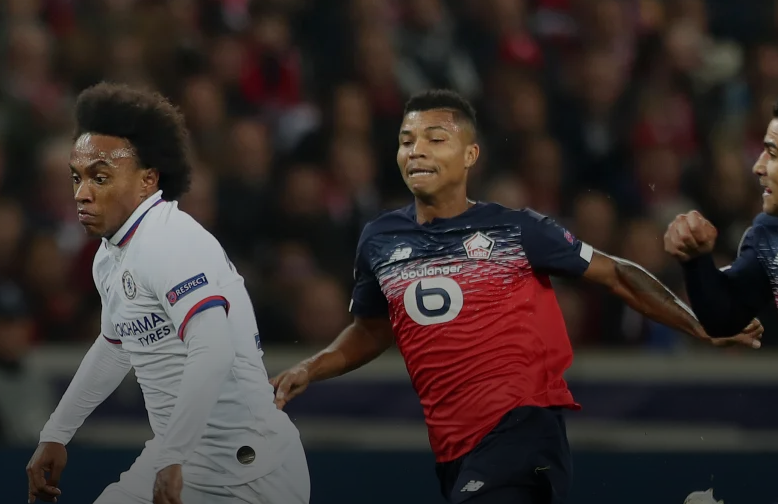 关于英超劲旅切尔西再战欧冠，力争决赛入场券的信息