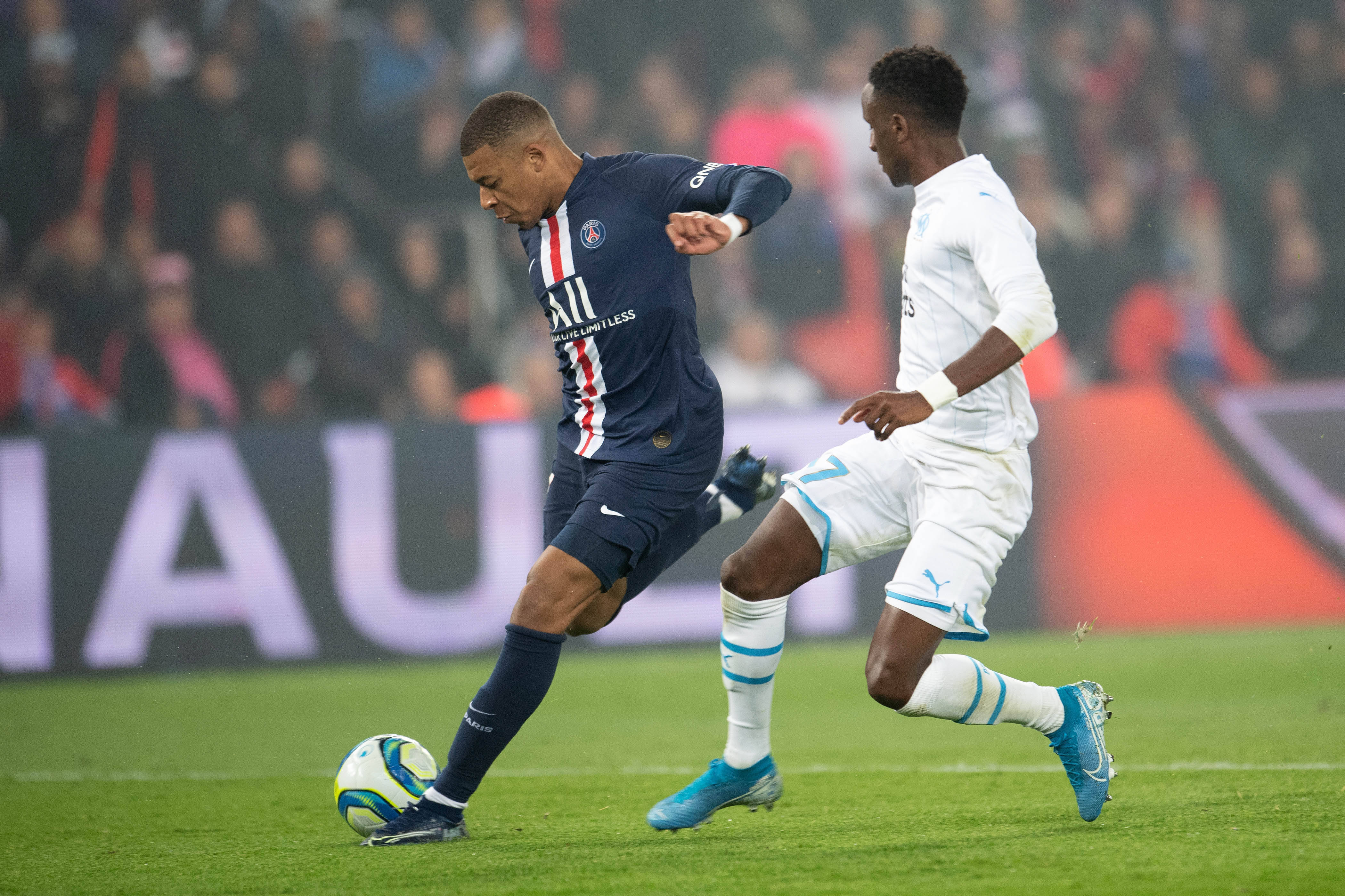 圣日尔曼球员集体发威，法甲夺冠前景看涨的简单介绍