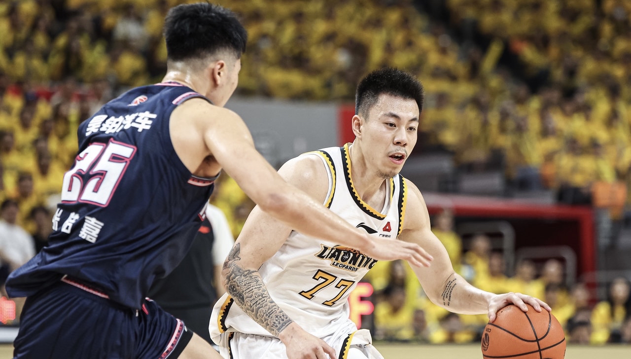 包含里尔挑战阿雅克肖争夺胜利的激战的词条 包含里尔挑战阿雅克肖争夺胜利的激战的词条