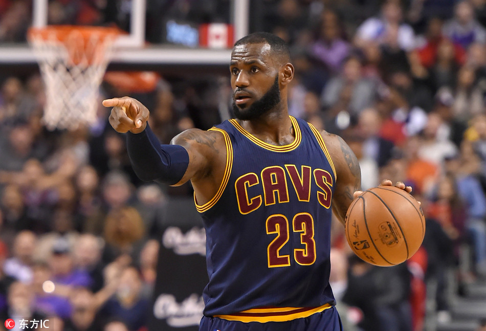 骑士遭遇三连败，猛龙获胜