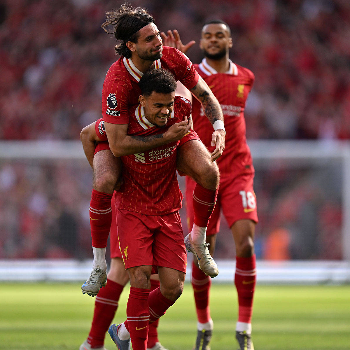 英超选手刷新世界纪录，震撼全场