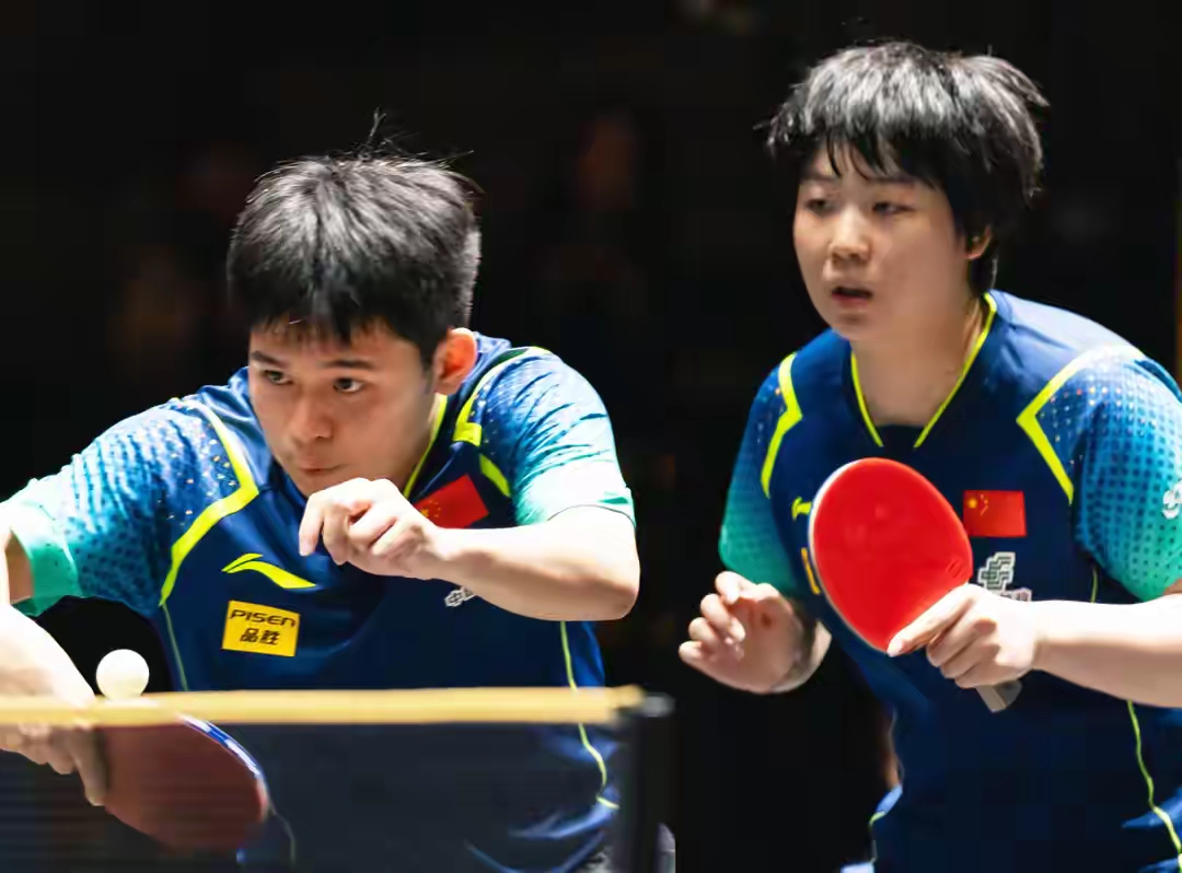 罗马尼亚队面临挑战，全力对抗