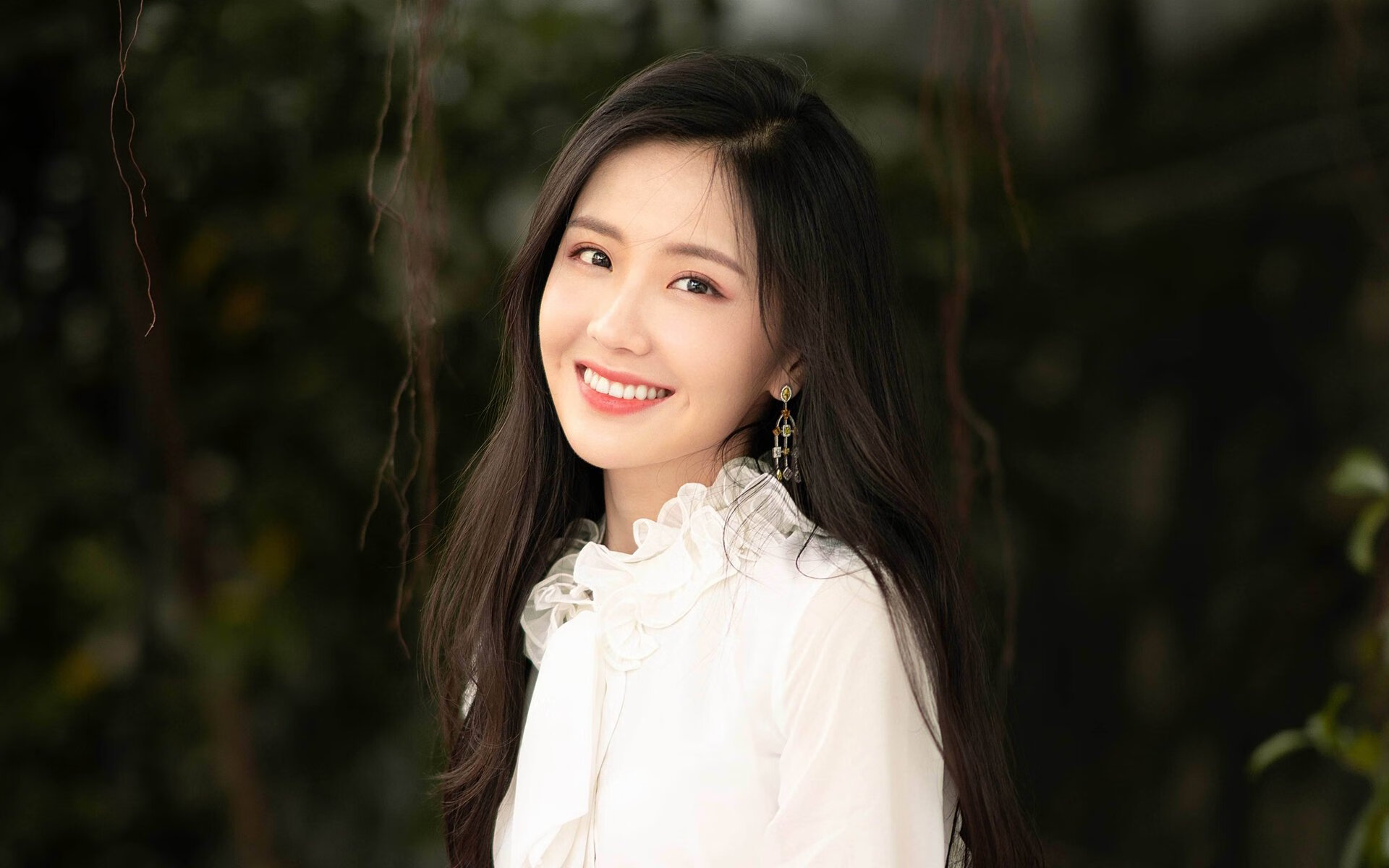 范弗利特致命三分定乾坤,湖人终结辽宁不败神话,防守转型引爆全场