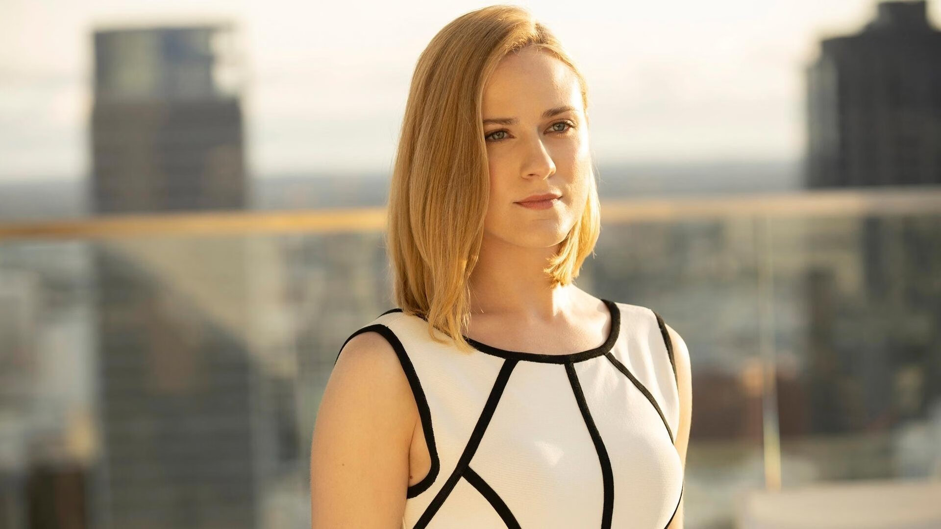 光影间的魔术师，欧冠淘汰赛之夜与李刚仁的攻防交响