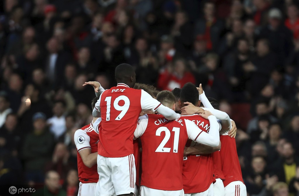 F1新赛季揭幕战焦点战,阿森纳带走摩纳哥 F1新赛季揭幕战焦点战,阿森纳带走摩纳哥