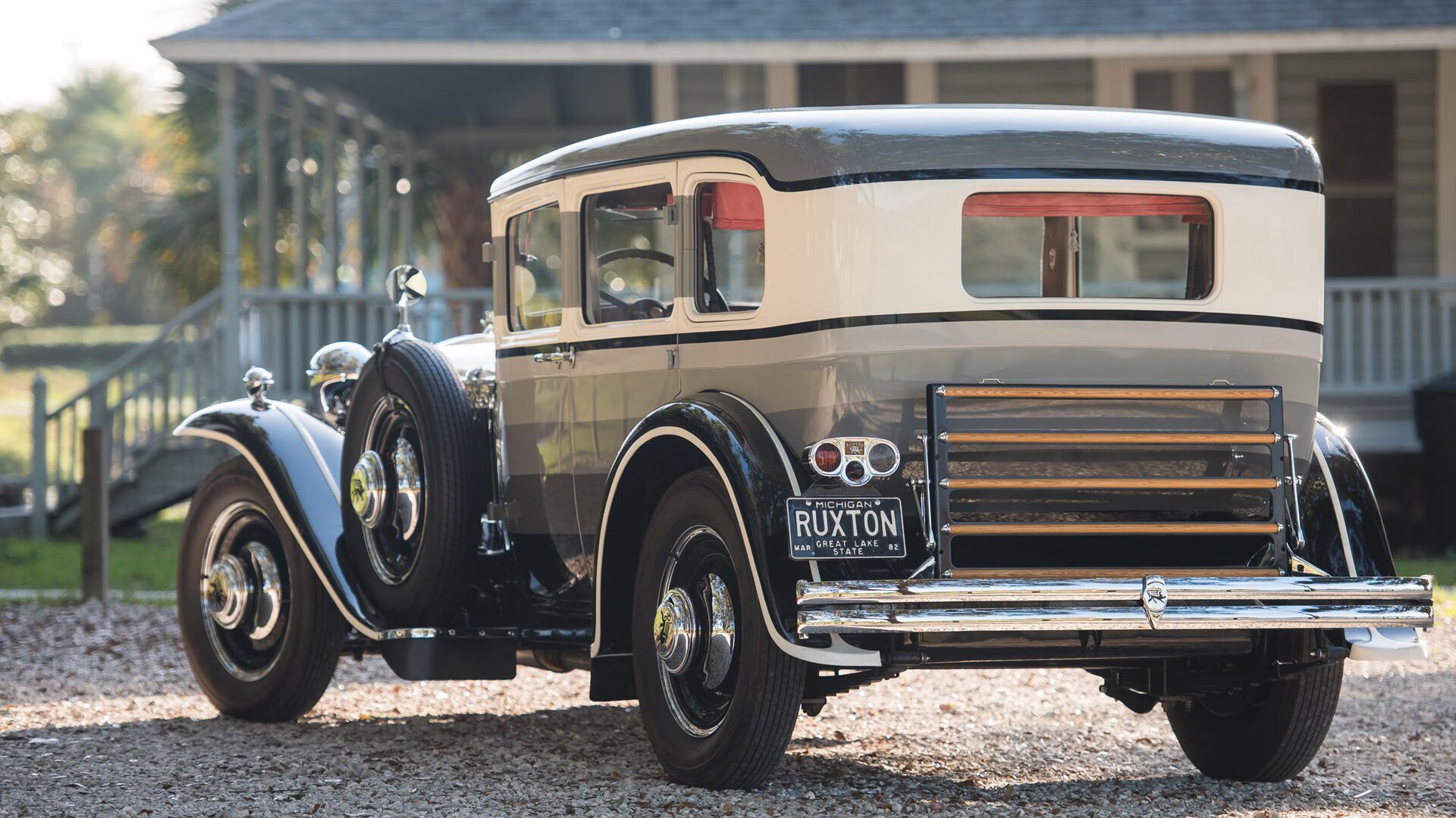 跨界狂飙,广厦制胜火箭,恩比德驰骋F1新赛季揭幕战