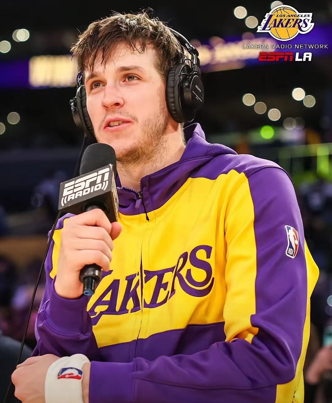 美加墨世界杯焦点战，北京队硬仗取胜步行者