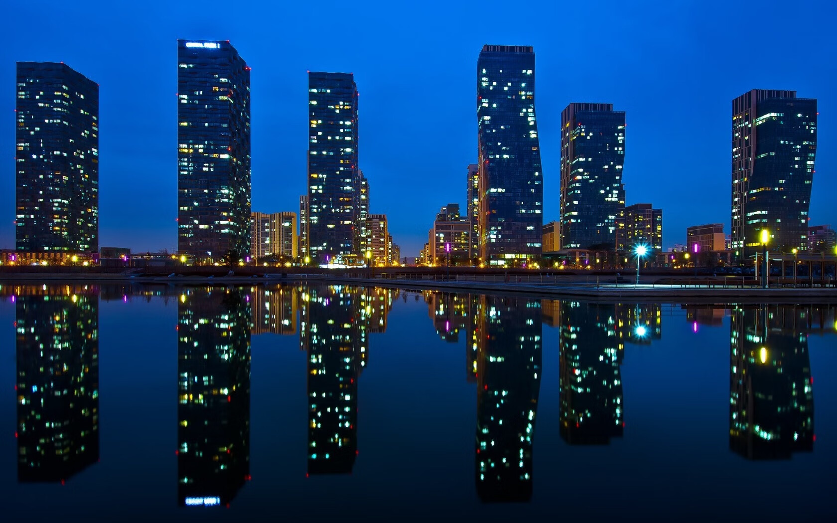 统治之夜，托尼在F1年度争冠赛中的完美风暴