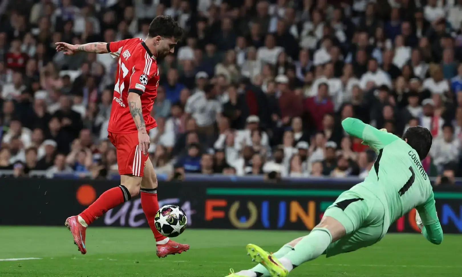 欧冠淘汰赛焦点战，骑士加时取胜热火